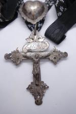 Croix de SAVOIE et coulant en forme de coeur en...