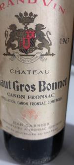 Lot de 9 bouteilles de vin:
-Château RAYA 1976
-Touraine Amboise 1972
-Sablé...