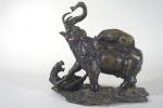 JAPON - XXe siècle

Groupe en bronze à patine brune, éléphant...