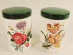 Lot céramique : Jardinière en porcelaine à décor de rose...