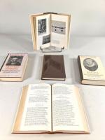 PLEIADE: 5 volumes littérature française du XVIème-XVIIème siècle 
-MONTAIGNE (1...