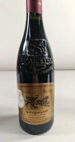 3 bouteilles de Côtes-du-Rhône comprenant : 
- 1 bouteille Lucien...