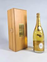 Champagne Magnum Louis Roederer Cristal 2002, dans sa boîte.