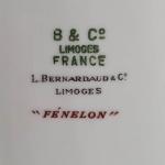 BERNARDAUD, Service de table en porcelaine de Limoges modèle FENELON...