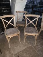 3 chaises de type colonial "BE LOUNGE" en bois, assise...