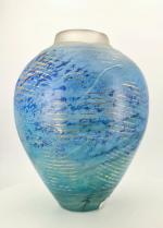 NOVARO Jean-Claude (1945-2015) à BIOT : Vase ovoïde en verre...