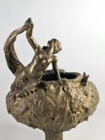 Epoque Art Nouveau : Important vase sur piédouche en bronze...