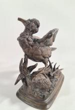 DELABRIERE Edouard (1829-1912) : L'oiseau blessé. Épreuve en bronze à...