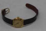 JAQUET DROZ - montre en or 18k. bracelet cuir (diamètre...