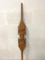 NOUVELLE CALEDONIE : Importante flèche faîtière en bois sculpté. H....