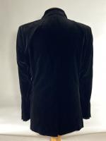 LAGERFELD : Veste d'homme en velours noir, boutons en métal...
