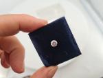 Diamant d'environ 1,10 ct de taille moderne
Poids : 0,2 g.
