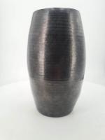 École du XXe siècle : Vase en céramique émaillée noire...