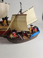 PLAYMOBIL: Bateau de la Marine anglaise et sa chaloupe, avec...