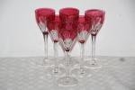 St LOUIS: 6 Verres à vin en cristal teinté rouge....