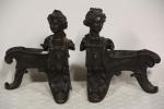 SEGHERS CASTELLE: Garniture de cheminée en bronze de deux femmes,...