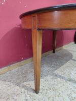 Table ovale en bois de placage ( 2 allonges )