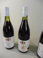 3 bouteilles Volnay 1er cru 1983 (manques étiquette)