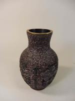 CHINE fin XIXème s. :Vase ovoïde en laque rouge et...