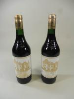 3 bouteilles Chateau Haut-Brion 1992 (niveau  2 cm, légères...