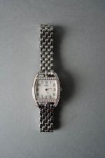 HERMES Paris : Cape cod tonneau  Diamants. Elégante montre...