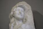 Etienne LENHOIR (c.1880-1910): Buste de jeune femme sur marbre, signé...