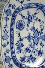 MEISSEN Fabrique Teichert : Service de table en porcelaine, décor...