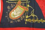 HERMES : Foulard en soie modèle "Alsace" à fond rouge...