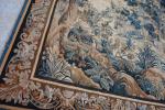 Dans le goût du XVIIIème : Grande tapisserie en laine...