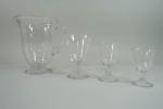 DAUM : Partie de service en cristal comprenant 32 verres...