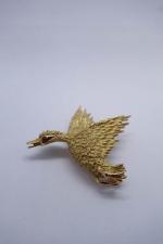 Broche pendentif en or jaune 18k représentant un canard, un...
