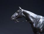 ILLIERS Gaston (d') (1876-1932). "Pur-sang bridé", bronze à patine brune....