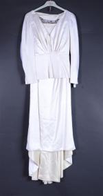 MICHELE ARNAUD. Robe de mariée des années 1960, haut mi-long,...