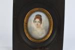 ECOLE FRANCAISE début XIXème siècle. "Portrait de femme en buste...