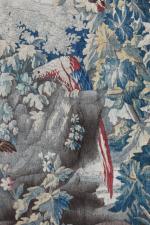 AUBUSSON, XVIIIème siècle. TAPISSERIE (petite) à sujet de perroquet, échassier...