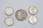 MONNAIES d'ARGENT : 5 francs semeuse (x 4) et one...
