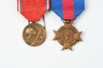 FRANCE Lot : Officier de la Légion d'honneur, Croix de...