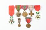 FRANCE Lot : 2 Chevaliers de la Légion d'honneur, Croix...