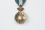 TADJOURAH (Djibouti) Ordre du Nicham El Anouar. Étoile de Chevalier....