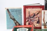 Lot de livres modernes sur les armes.
Expert : M. Gaëtan...