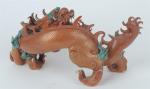 JAPON Kutani (?). Dragon en porcelaine polychrome. H. 16 -...