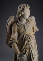 ECOLE française du 16ème siècle. "Ange en pied". Sculpture en...