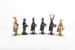 LOT de six sujets en bronze d'animaux veneurs humoristiques en...