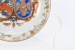 CHINE, Compagnie des Indes, XVIIIème siècle. Soucoupe en porcelaine à...