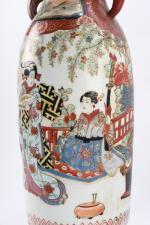 JAPON, fin du XIXème siècle - Paire de vases en...