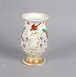 LOT de porcelaine de Paris du 19ème siècle comprenant un...