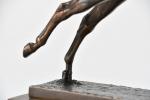 NEWMARK, Marilyn (1928-2013). "L'arrivée" ou "Man O'War", bronze à patine...