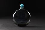 WORTH, "Je reviens"
Flacon en cristal de Lalique, fond bleu, signé....