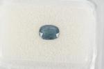 PIERRE sous scellé : saphir ovale naturel de 0,46 carats,...