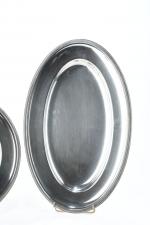 ERCUIS - Plat circulaire (diam. 33 cm) et plat ovale...